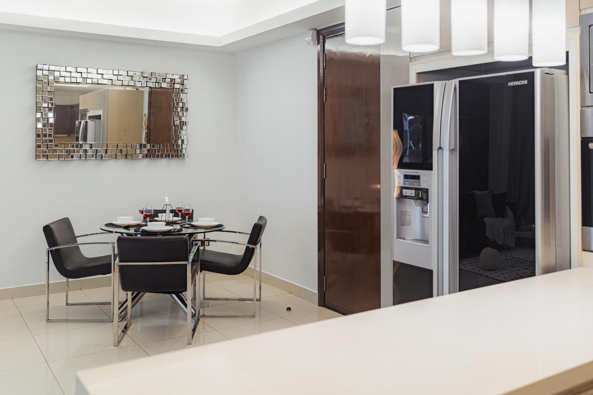 Suites & Residences @ Regalia By Plc Kuala Lumpur Exteriör bild