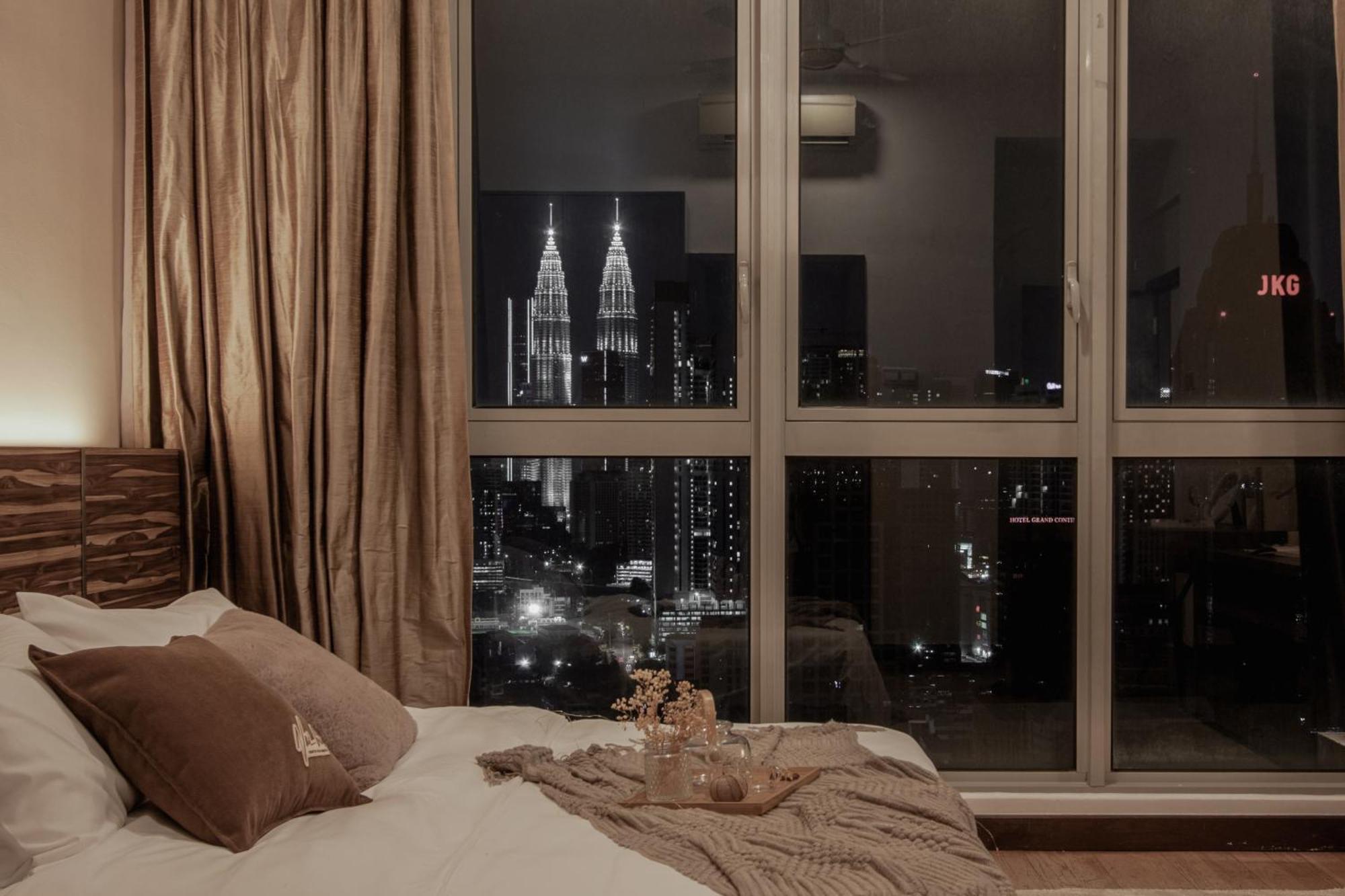 Suites & Residences @ Regalia By Plc Kuala Lumpur Exteriör bild